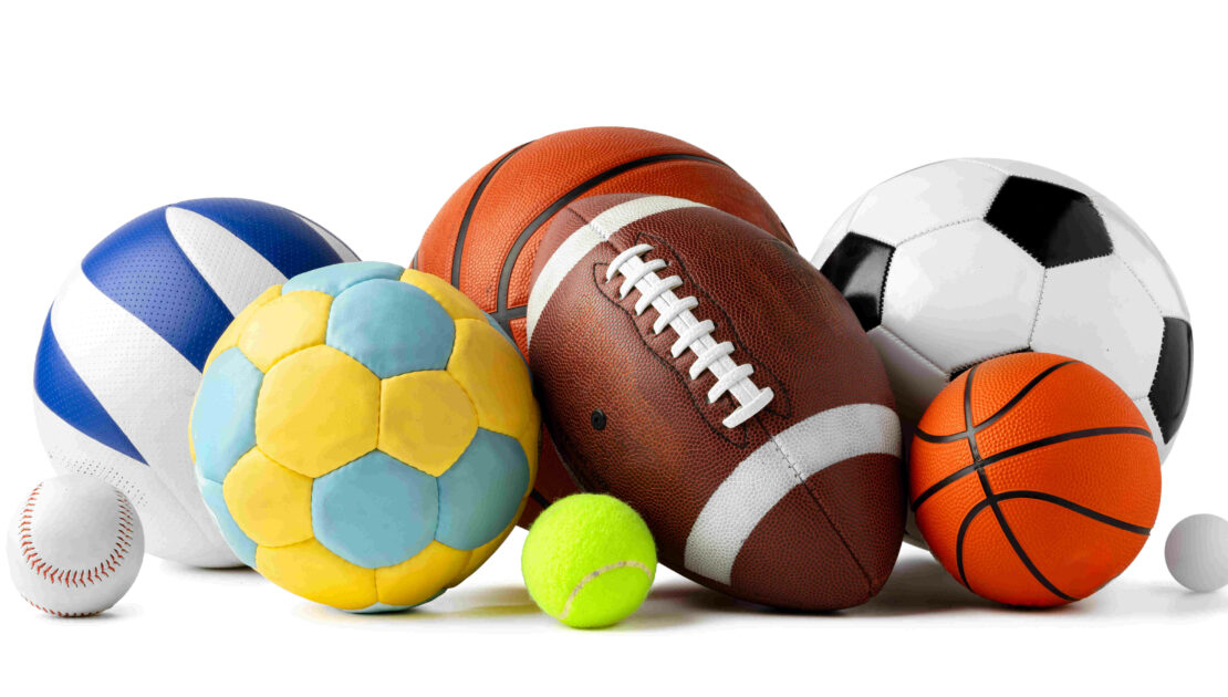 Piłki z różnych klubów sportowych