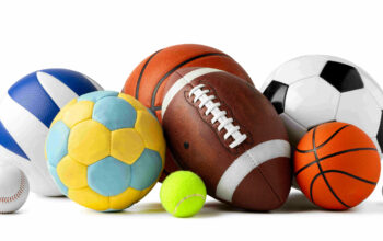 Piłki z różnych klubów sportowych