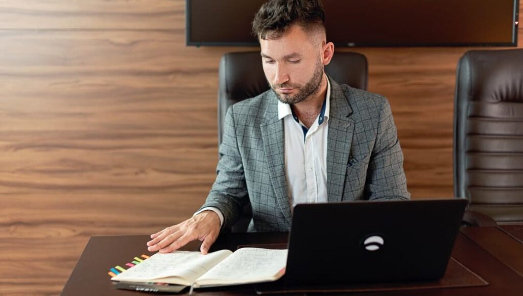 Czym zajmuje się doradca marketingowy?